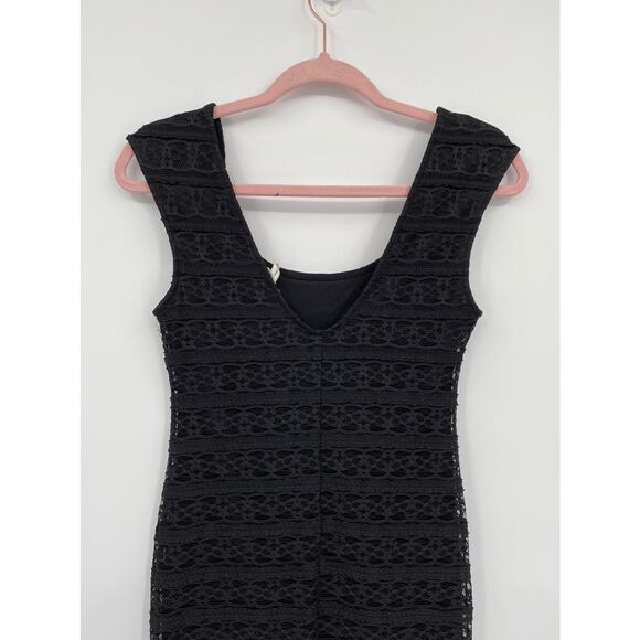 BCBGENERATION Black Bodycon Scoop Neck Lace Mini Dress XXS - Picture 3 of 9